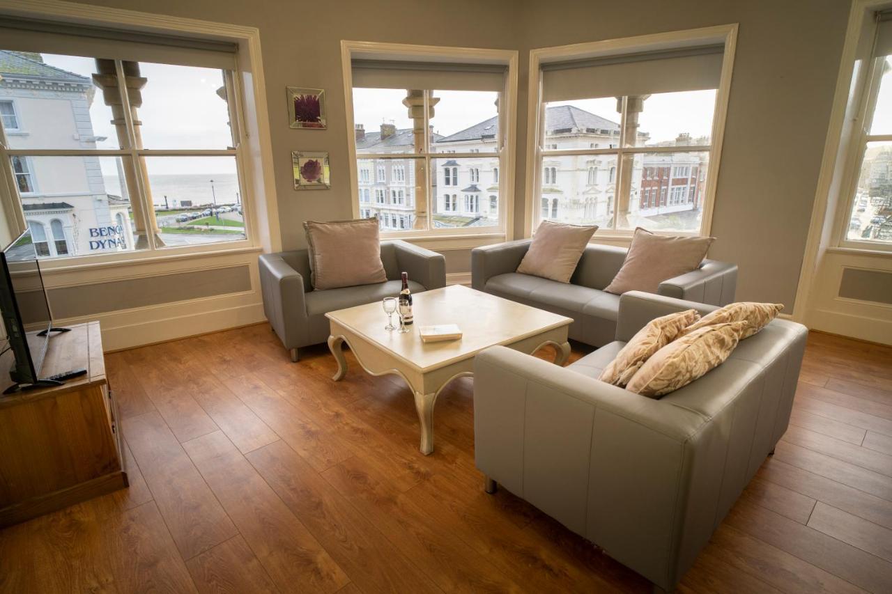 Cornerhouse Apartments Llandudno Ngoại thất bức ảnh