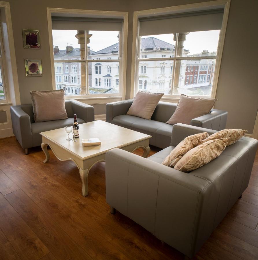 Cornerhouse Apartments Llandudno Ngoại thất bức ảnh